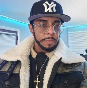 Meet your Posher, Linden